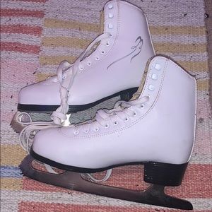 Bladerunner Solstice Ice Figure Skates